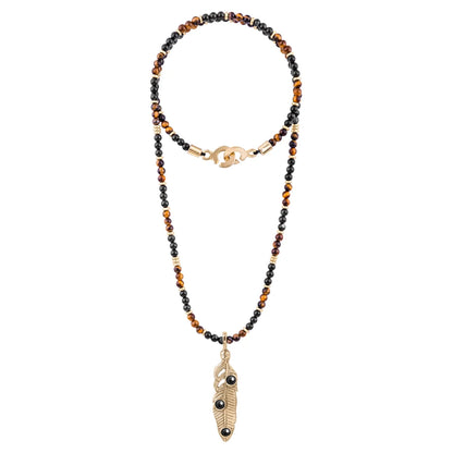 Collar de 39cm con piedras de 4mm, mini donas y dije de pluma en terminado de acero anticado bañado en oro 22k- Joyería y bisutería fina