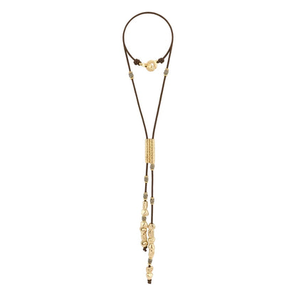 Collar corbatín de 80cm con cordón de piel natural española. con piezas en baño de 22K y nudos franceses en piel natural de borrego - Joyería y bisutería fina