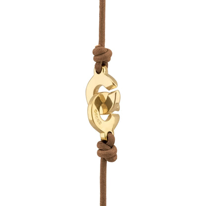 Collar corbatín de 80cm con cordón de piel natural española. con piezas en baño de 22K y nudos franceses en piel natural de borrego - Joyería y bisutería fina