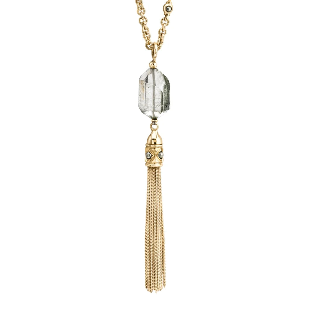 Collar Baño de Oro 22K o rodio, Cuarzo blanco central, Colgante tipo borla, cierre Omega - Joyería y bisutería fina