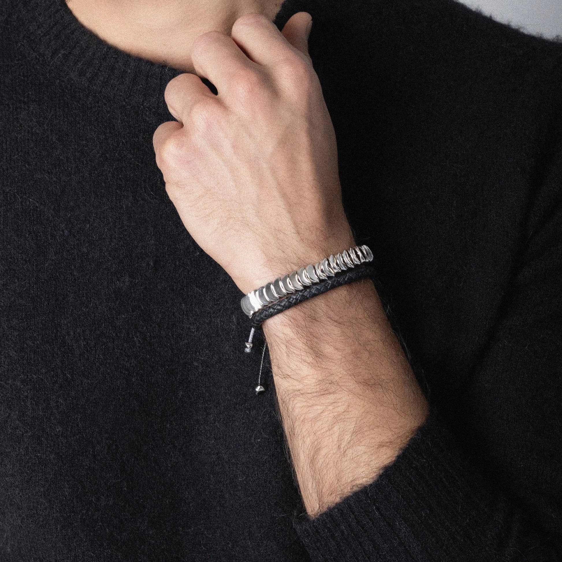 Pulsera en baño de Rodio, Piel natural de Borrego, Trenzado - Joyería y bisutería fina
