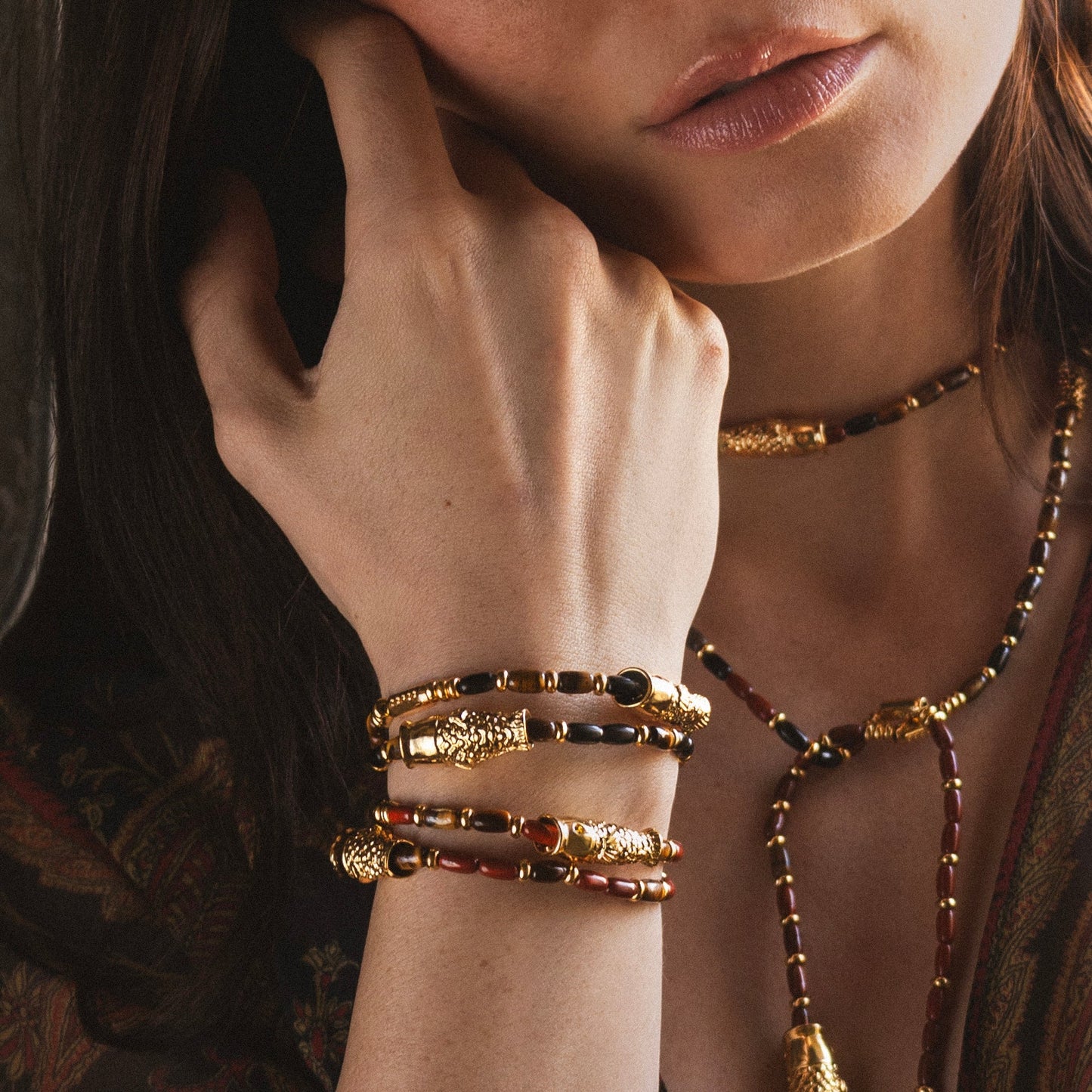 Mar de Suo Onix Gold Bracelet
