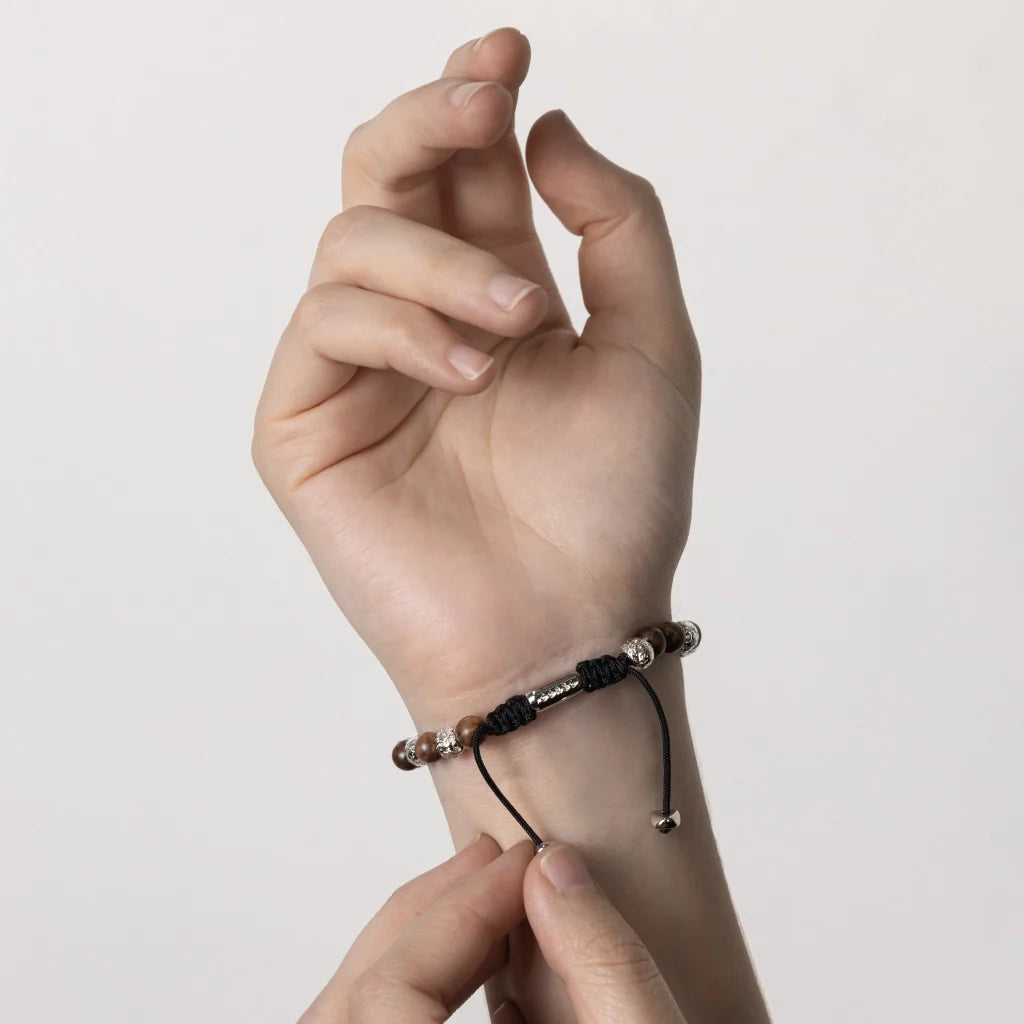 Pulsera con cuentas de sándalo y cuentas facetadas en baño de rodio - Joyería y bisutería fina