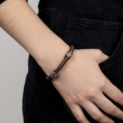 Pulsera de piel natural de borrego en trenza de 8 hilos, con broche y terminado en acero - Joyería y bisutería fina