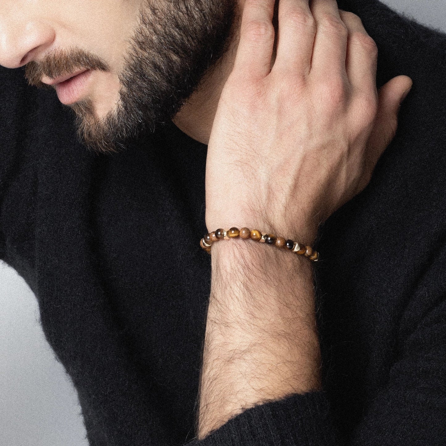 Pulsera Nepal Oro 14k cuentas de madera de ébano y ojo de tigre en 6mm u 8mm - Joyería y bisutería fina