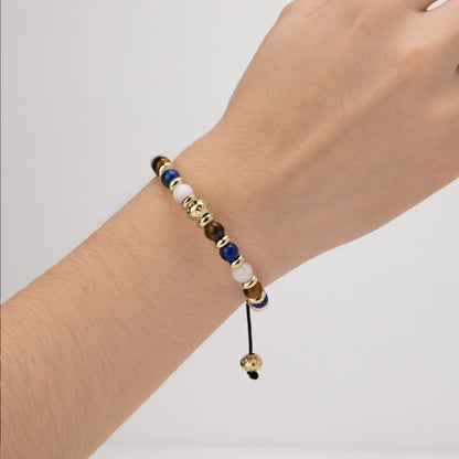 Pulsera ajustable con hilo de seda café, piedra ojo de tigre, luna, dumortierita de 6mm, con detalles en baño de oro de 22K - Joyería y bisutería fina