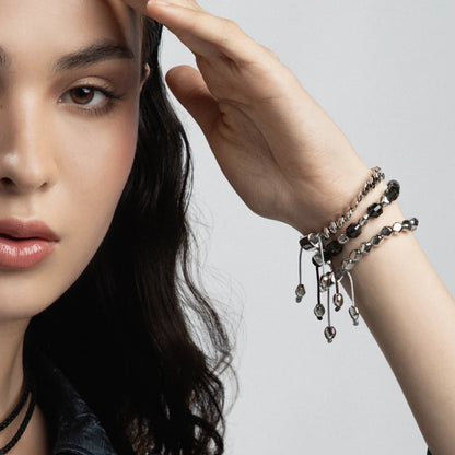 Pulsera con broche ajustable, mini lunas en baño de rodio - Joyería y bisutería fina