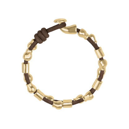 Pulsera de piel natural española, con detalles, broche y perlas en baño de oro 22K - Joyería y bisutería fina