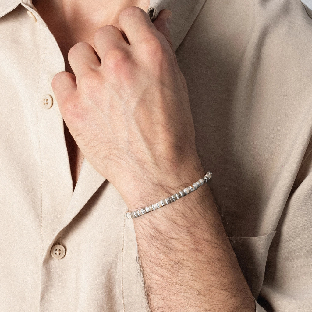 Pulsera con rondeles de piedra de 4mm con mini donas en baño de rodio - Joyería y bisutería fina