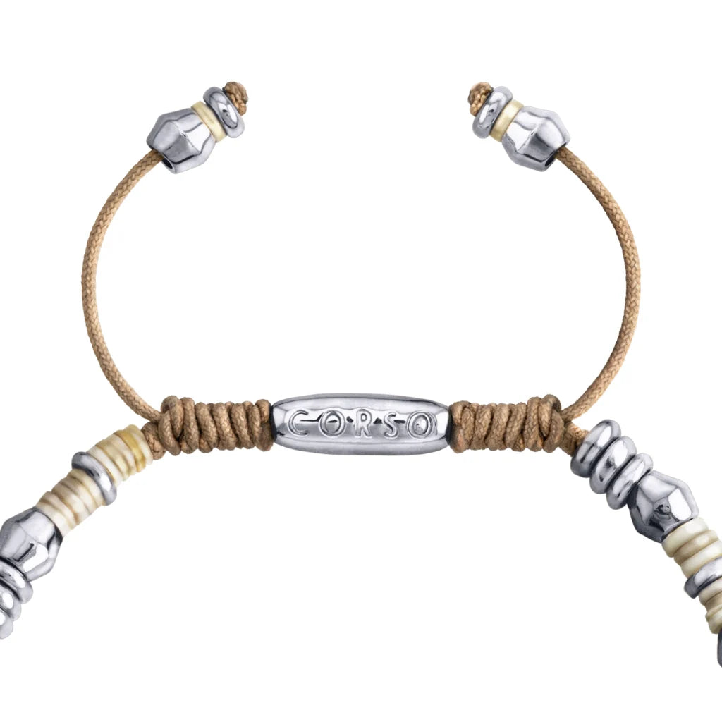 Pulsera ajustable con conchas filipinas de 3mm talladas a mano, intercaladas con cuentas bañadas en rodio - Joyería y bisutería fina
